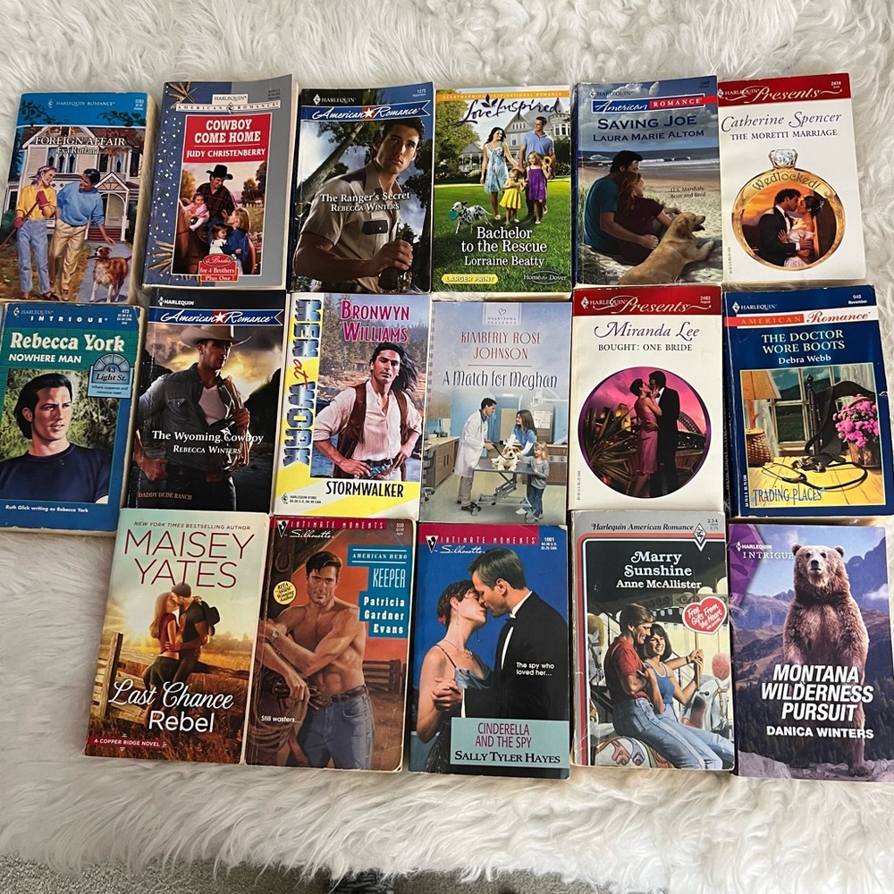 Lot of 17 Assorted Romance Books Novels Acceptable Condition Paperback